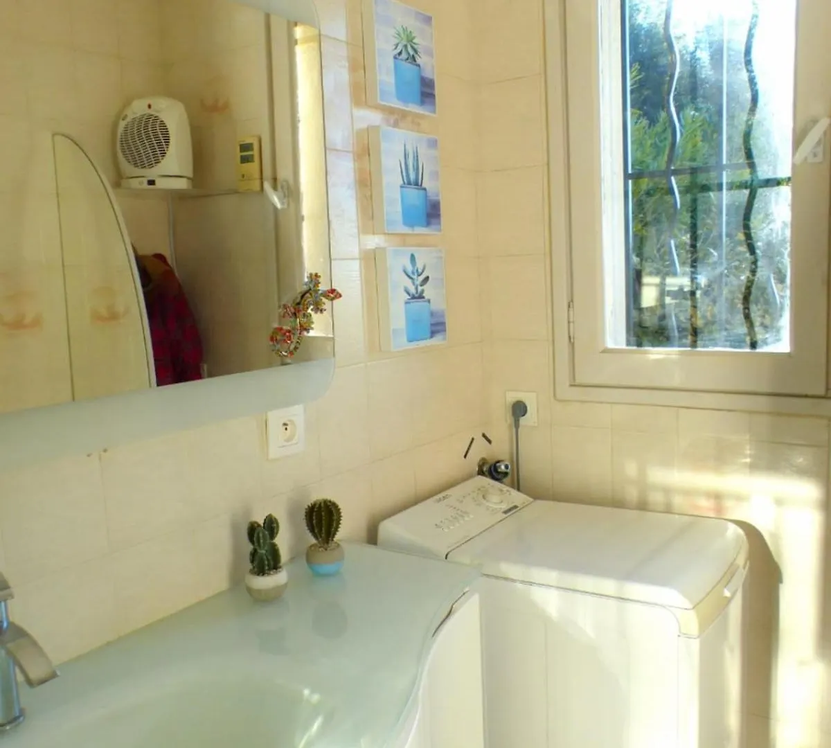 Hébergement de vacances Nice House With Private Pool Sanary-sur-Mer France